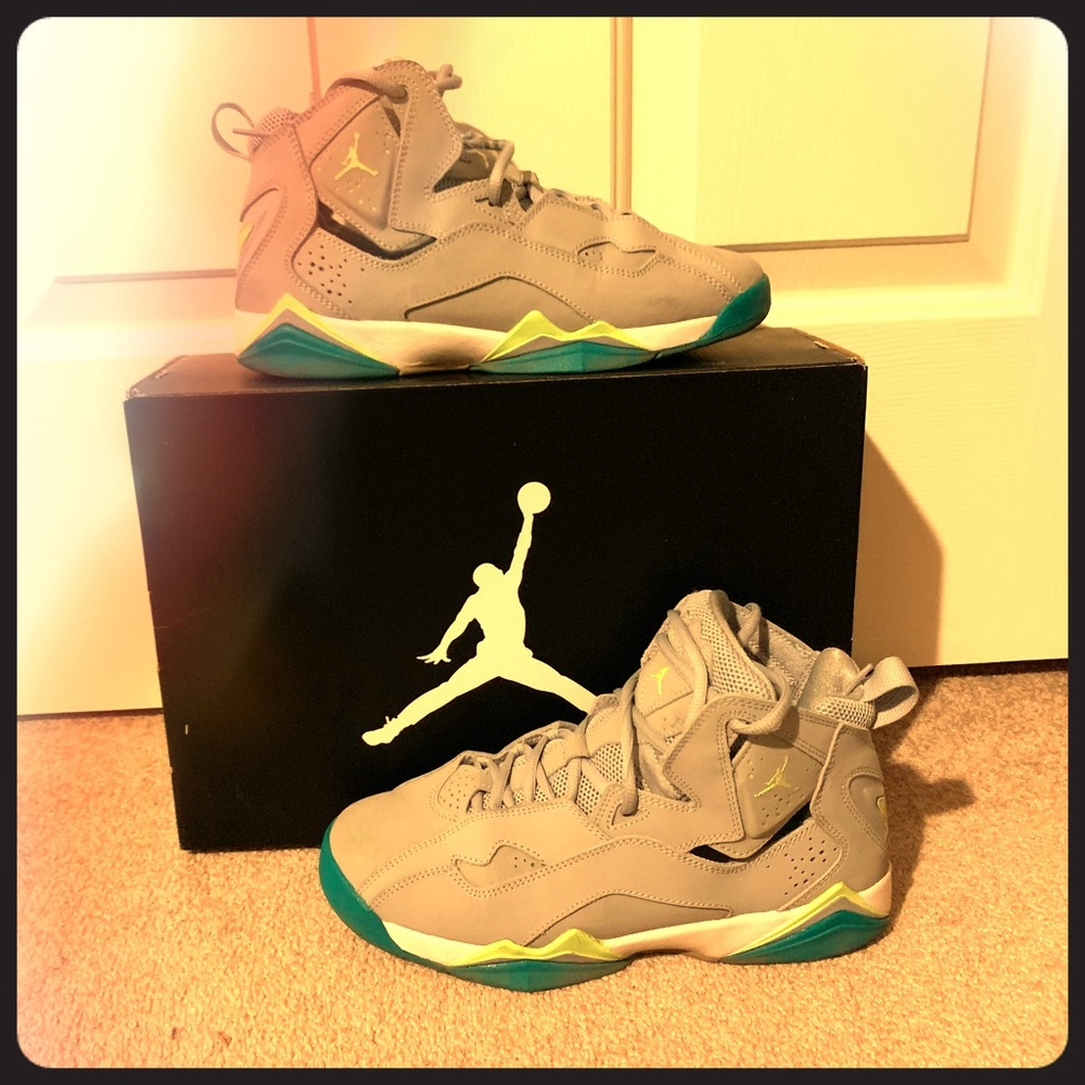 Jordan True Flight Sneakers